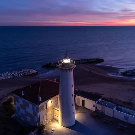Apartment Flat In Building With Lift 200m From The Sea *